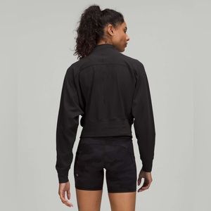 Lululemon ready to rulu 1/2 zip black size 6